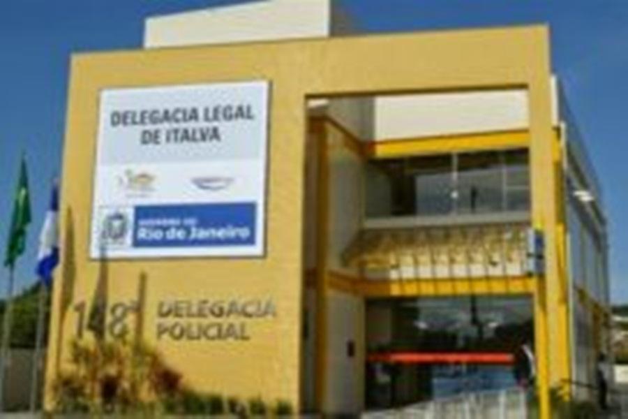 PMs prenderam acusado de tráfico com diversos pinos de cocaína em Porciúncula