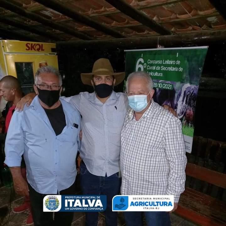 Secretário de Agricultura de Italva participa da 6ª etapa de concurso leiteiro de curral em Itaperuna