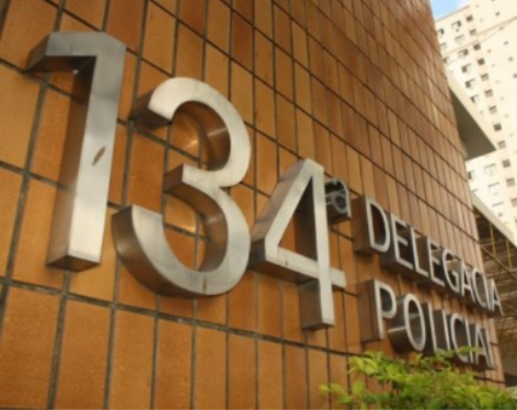 Campos: Professor morre após ser esfaqueado pela esposa