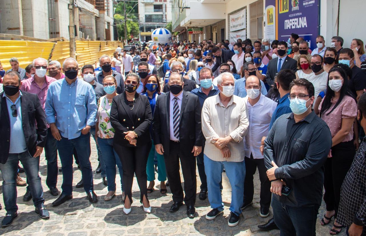 Prefeito de Itaperuna participa da inauguração do Polo Regional da FIA