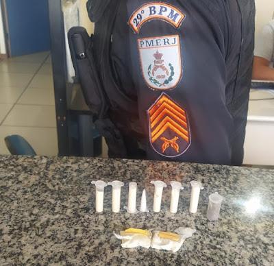 CARDOSO MOREIRA: DENÚNCIA LEVA POLÍCIA APREENDE DROGAS