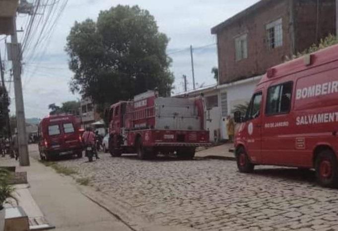 ITAPERUNA: MULHER QUEIMA O ESPOSO DURANTE TENTATIVA DE HOMICÍDIO