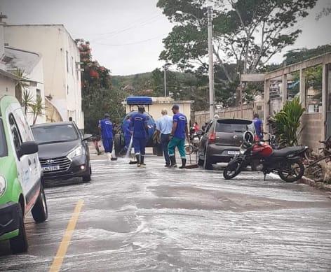 PREFEITURA DE ITALVA REALIZA SANITIZAÇÃO NO CENTRO DA CIDADE