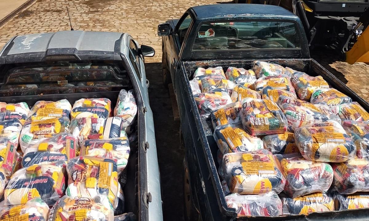 Prefeitura de Itaperuna distribui cestas básicas e atualiza números de atendimentos 