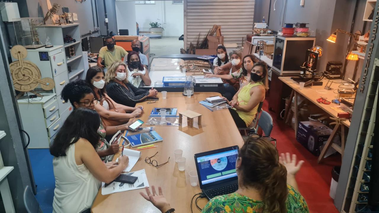 Representantes da educação de Italva visitam Macaé