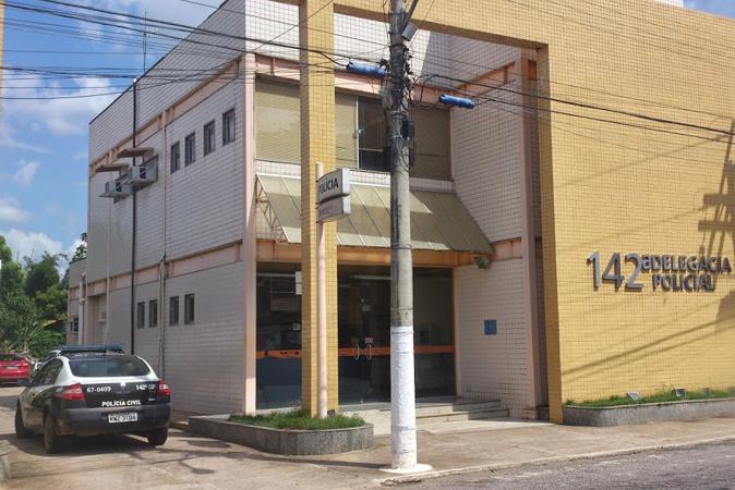 CAMBUCI: BANDIDOS ARMADOS INVADEM CASA, AGRIDEM E AMARRAM IDOSO DE 77 ANOS E ROUBAM DINHEIRO