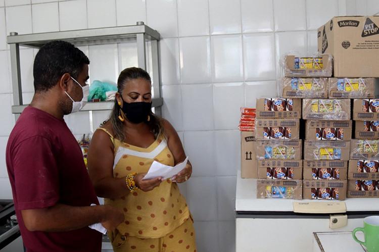 Campos: Força-tarefa de abastecimento das unidades escolares