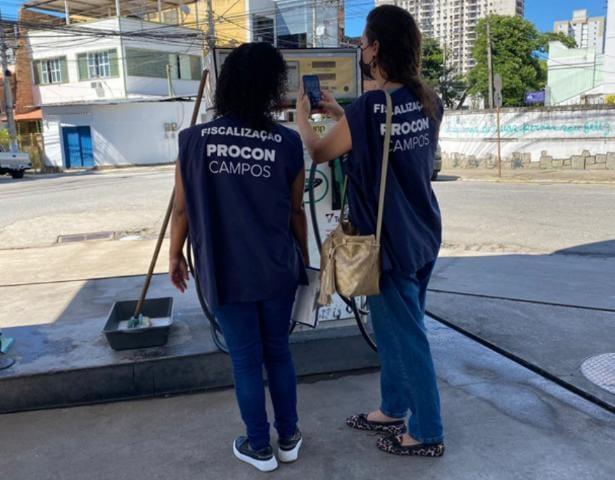 Campos: Procon fiscaliza postos de combustíveis para coibir preços abusivos