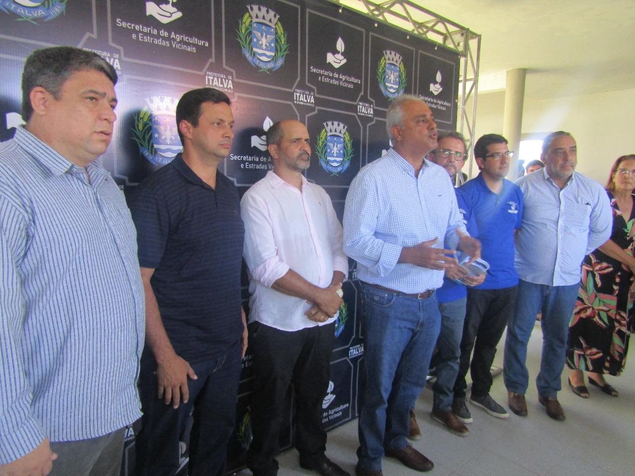II Encontro Estadual de Secretários de Agricultura é realizado em Italva