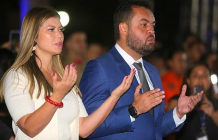 Petrópolis: Governador Cláudio Castro participa de missa em memória às vítimas, um mês após a tragédia provocada por chuvas