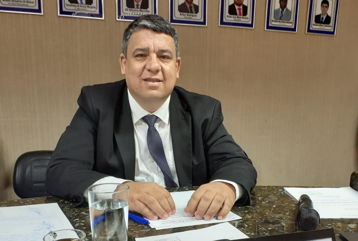 VEREADOR JOEL ENFERMEIRO É REELEITO POR UNANIMIDADE PARA PRESIDÊNCIA DA CÂMARA MUNICIPAL DE ITALVA