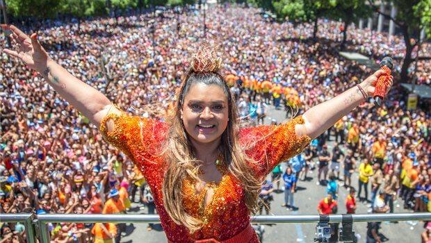 Micareta Viver Quissamã recebe Preta Gil no Palco Oficial neste sábado