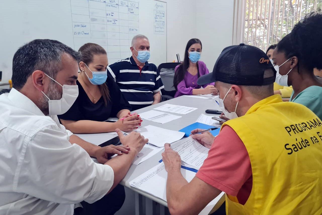 Campos: Uso de máscaras nas escolas volta a ser recomendado a partir de segunda-feira