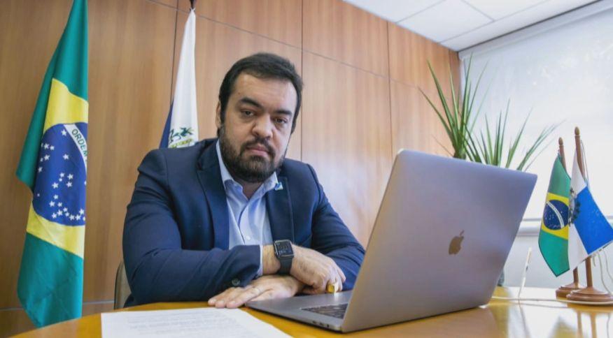 Cláudio Castro encaminha à Alerj mensagem que garante matrícula de irmãos na mesma escola