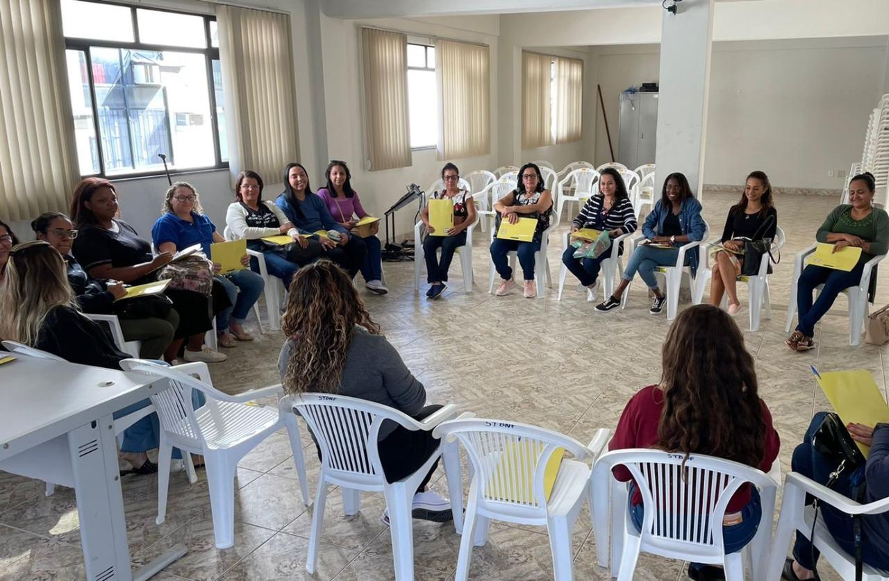 SEMED Itaperuna promove reunião com equipe do Programa Tempo de Aprender