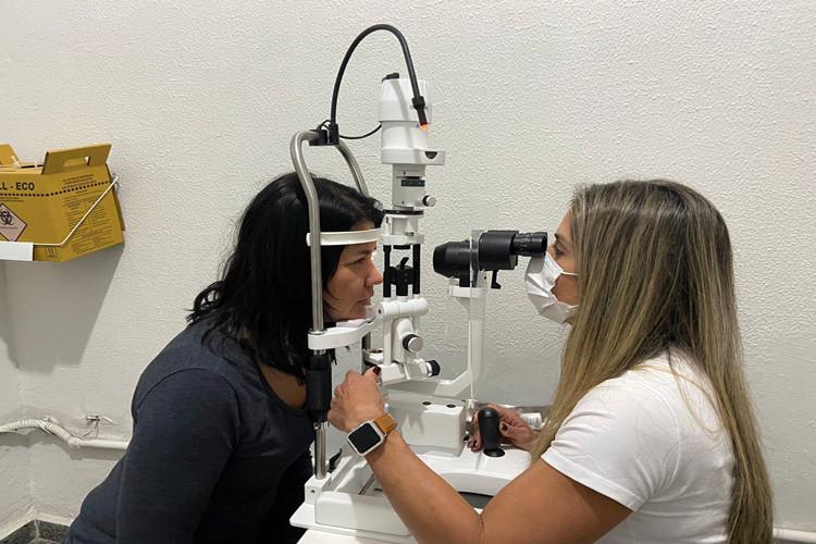 Hospital Ferreira Machado recebe novo aparelho oftalmológico