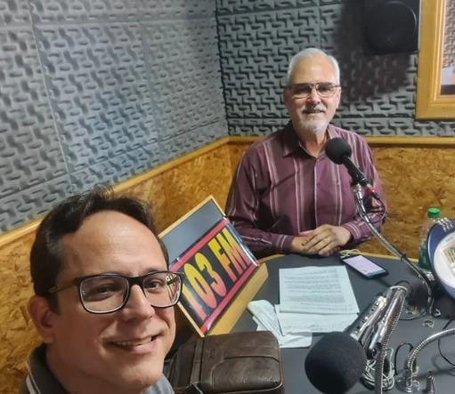 Secretário de Educação de Itaperuna fala sobre Educação Inclusiva em programa de rádio