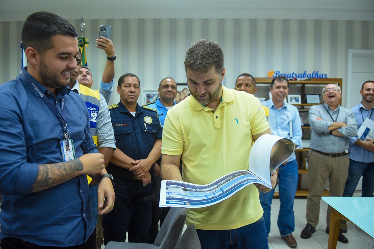 Pacotão de obras: Prefeito reunido com Estado e Águas do Paraíba