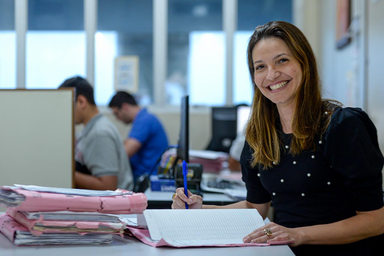 Prefeito Wladimir anuncia antecipação do pagamento dos servidores