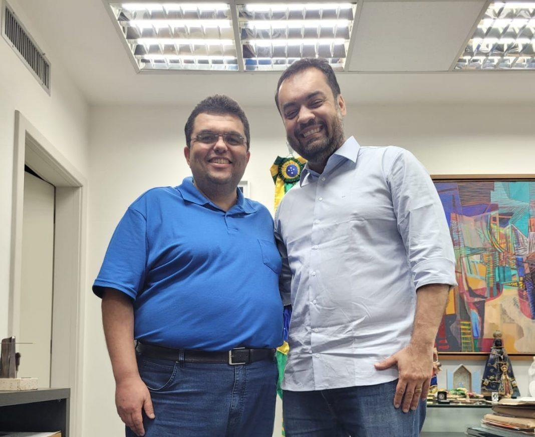 Cláudio Castro indica Chico Machado como líder de governo na Alerj