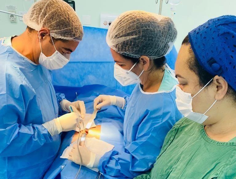 Equipe cirúrgica da Prefeitura de Búzios realiza esplenectomia no Hospital Municipal Rodolpho Perissé