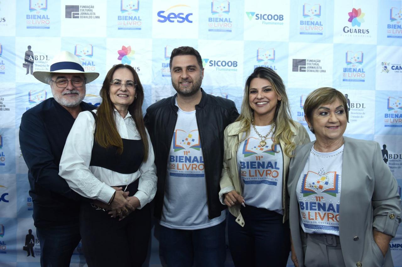 Bienal 2022 aberta no Guarus Plaza Shopping com sucesso de público