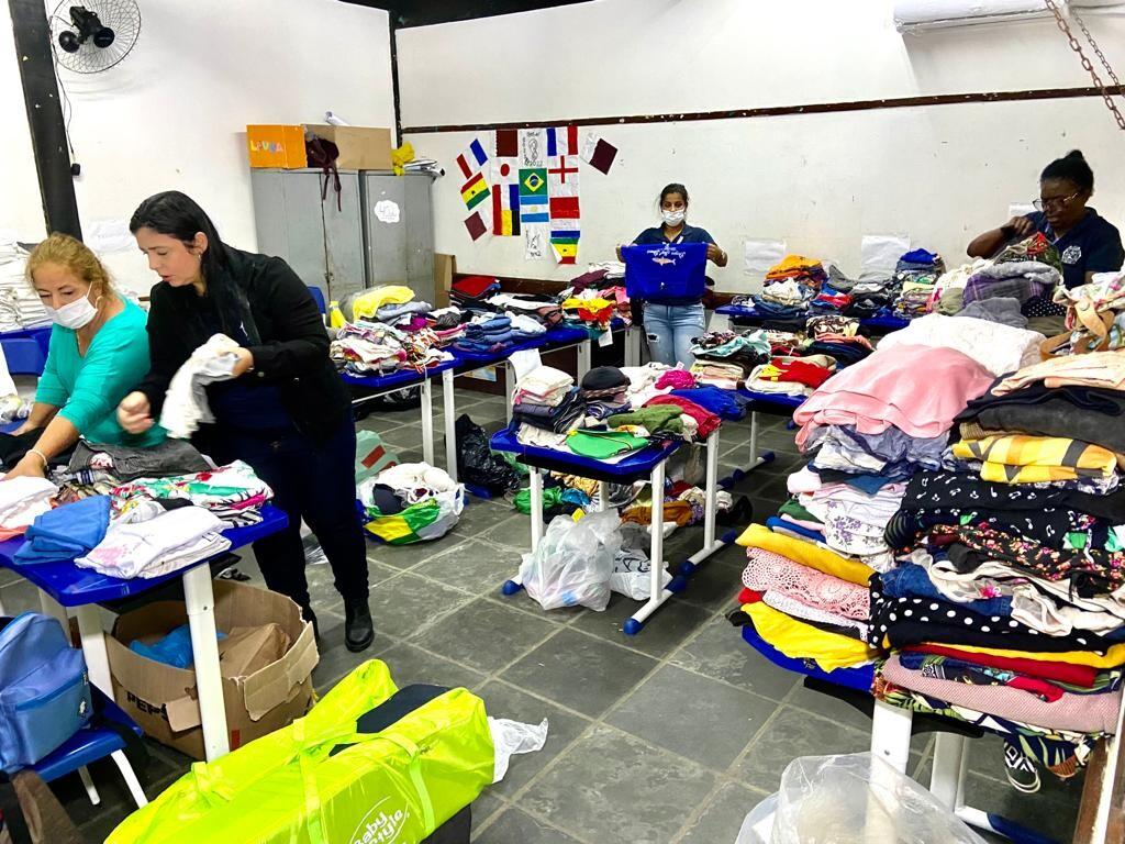 Equipes da prefeitura seguem com trabalhos ininterruptos na cidade para atender vítimas das chuvas