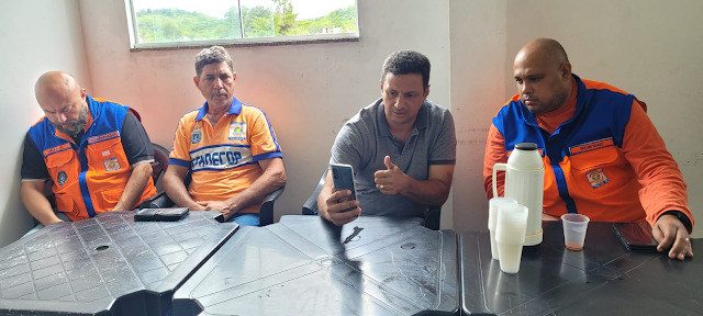 PREFEITO DE ITALVA CONVOCA REUNIÃO EMERGÊNCIAL COM EQUIPE DE APOIO