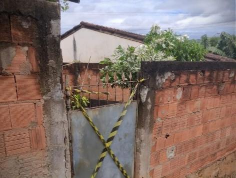 Defesa Civil de Italva interdita casas e ruas no município