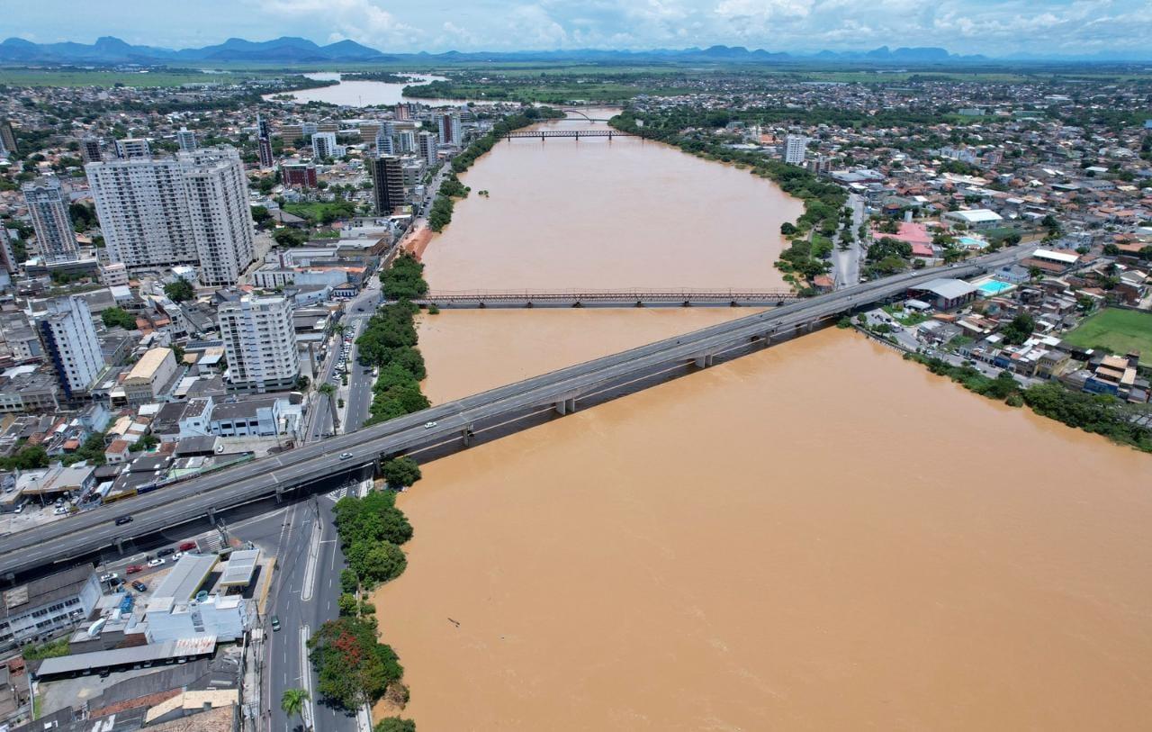 Rio Paraíba do Sul atinge cota de 10, 27 metros mantendo cenário de elevação