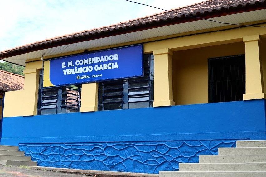 Secretaria de Educação de Itaperuna reforma escolas no município