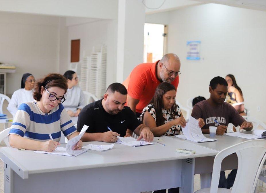 Assinatura do termo de convênio com creches do município de Itaperuna