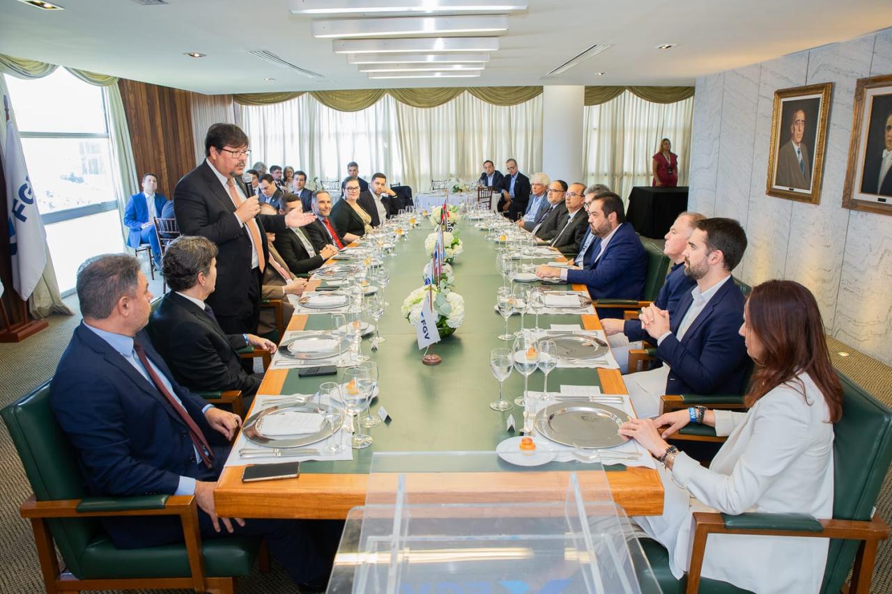 Luciano Mattos defende atuação integrada durante encontro com PGJs e governadores do Sul e Sudeste