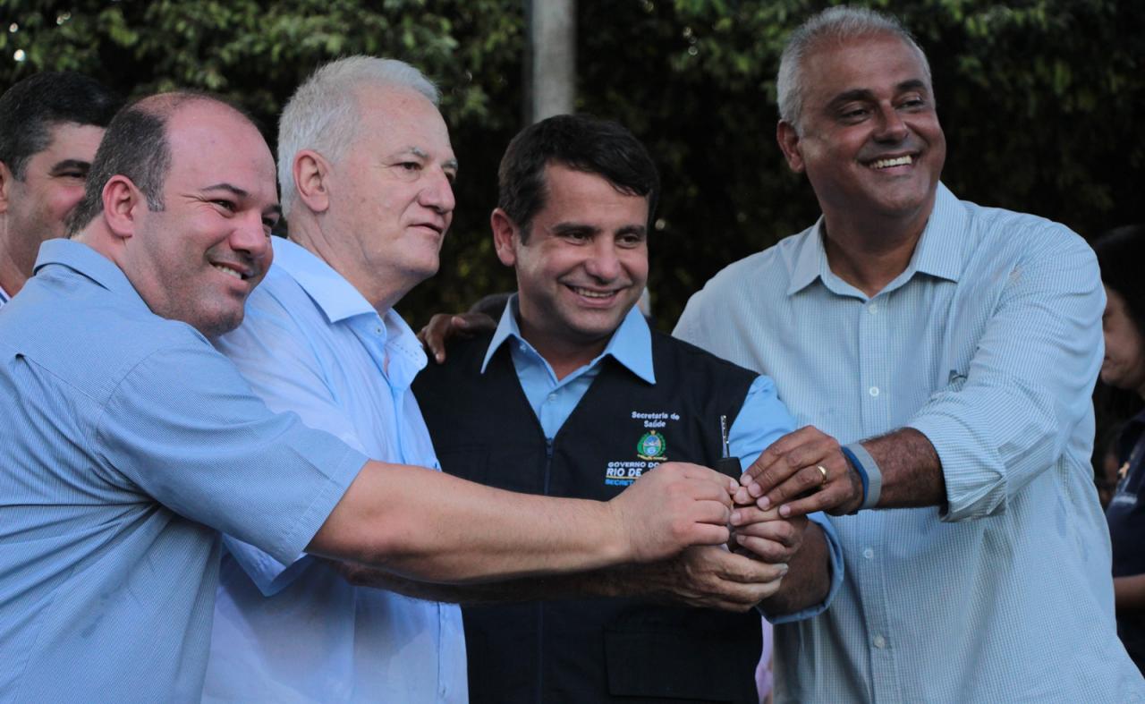 Prefeito de Itaperuna participa da solenidade de entrega de ambulâncias