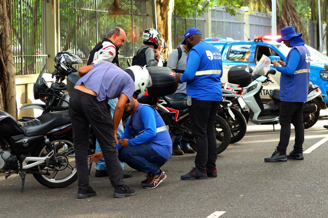 Força-tarefa do Estado aumenta para 12 o número de fiscalizações diárias contra veículos irregulares e ultrapassa a marca de 10 mil motos rebocadas