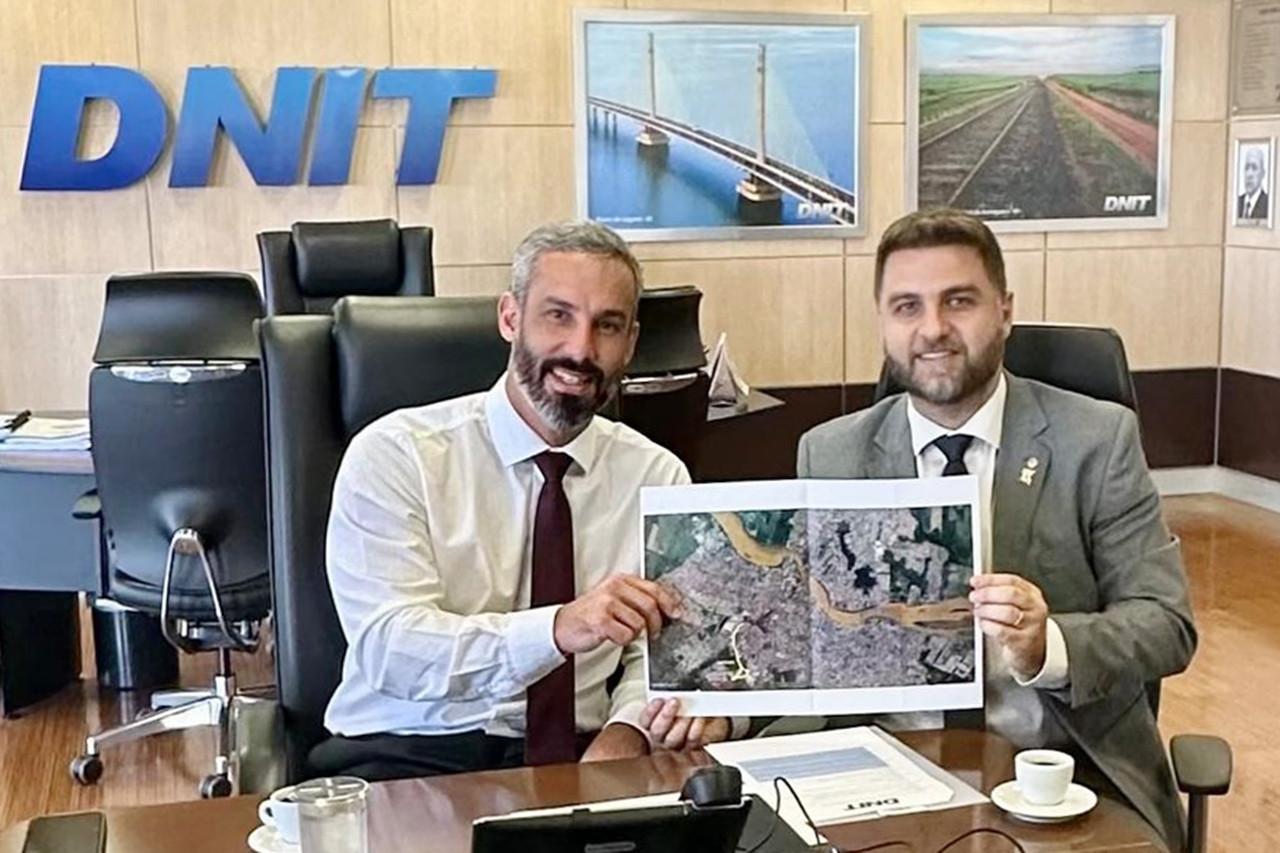 Com diretor do DNIT, prefeito Wladimir anuncia segunda etapa de obras da BR-101