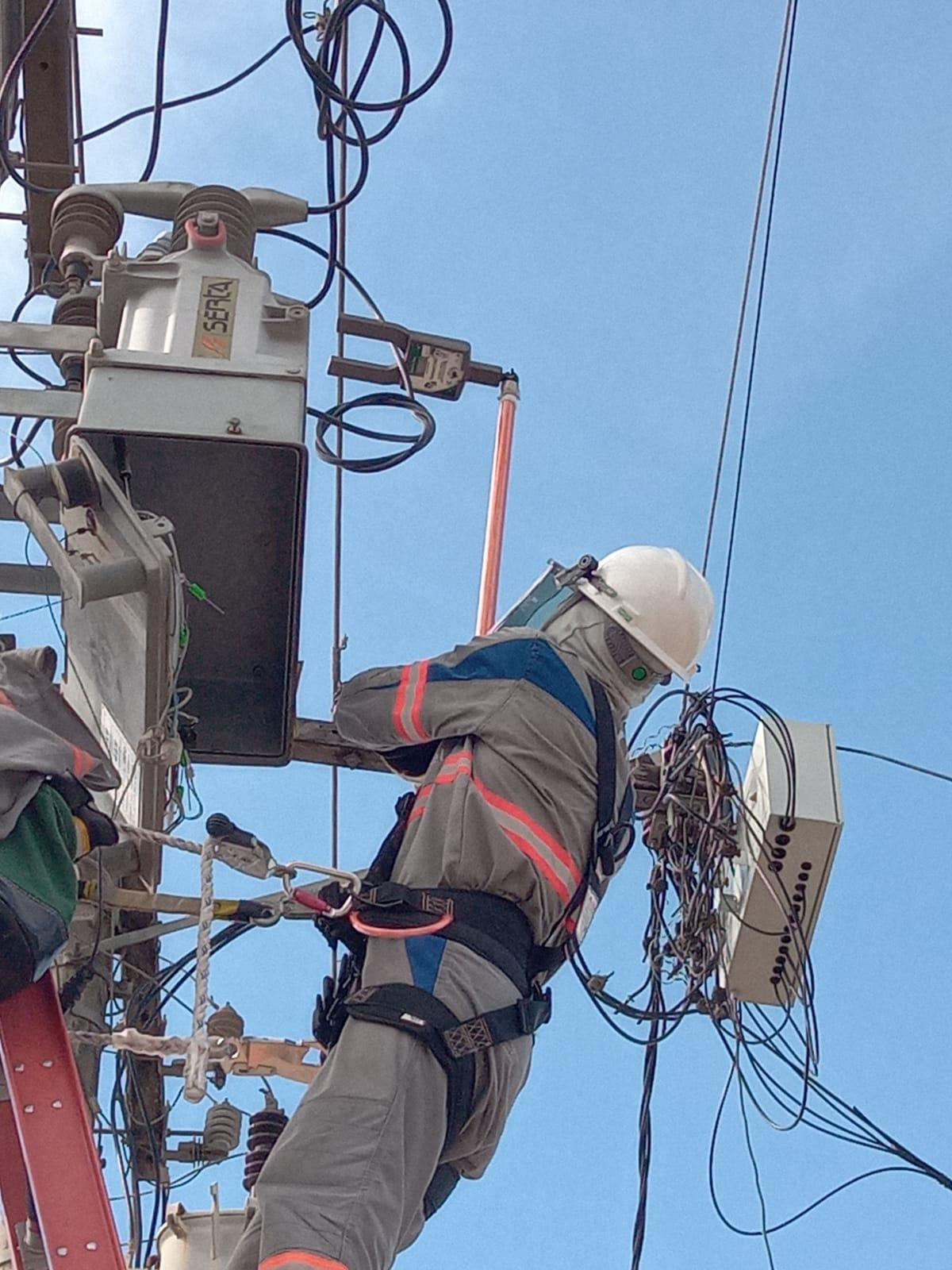 ENEL DISTRIBUIÇÃO RIO ABRE MAIS DE 500 VAGAS DE EMPREGO EM MACAÉ, CAMPOS DOS GOYTACAZES E ANGRA DOS REIS  