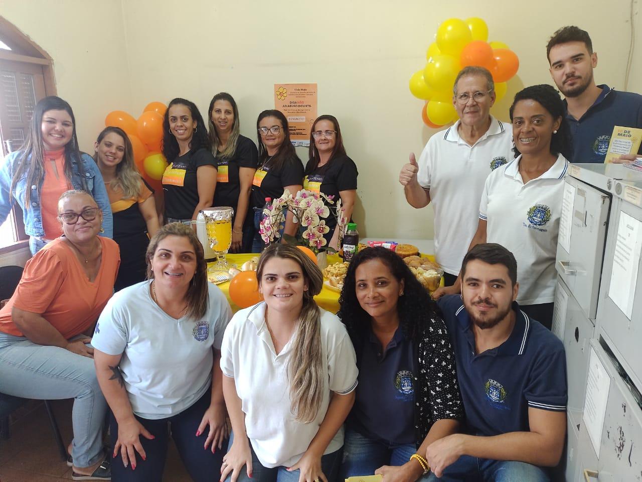 Italva - E.S.F. Vice Prefeito Etelvino Jonas de Souza no Parque Industrial realiza ações pelo Maio Laranja