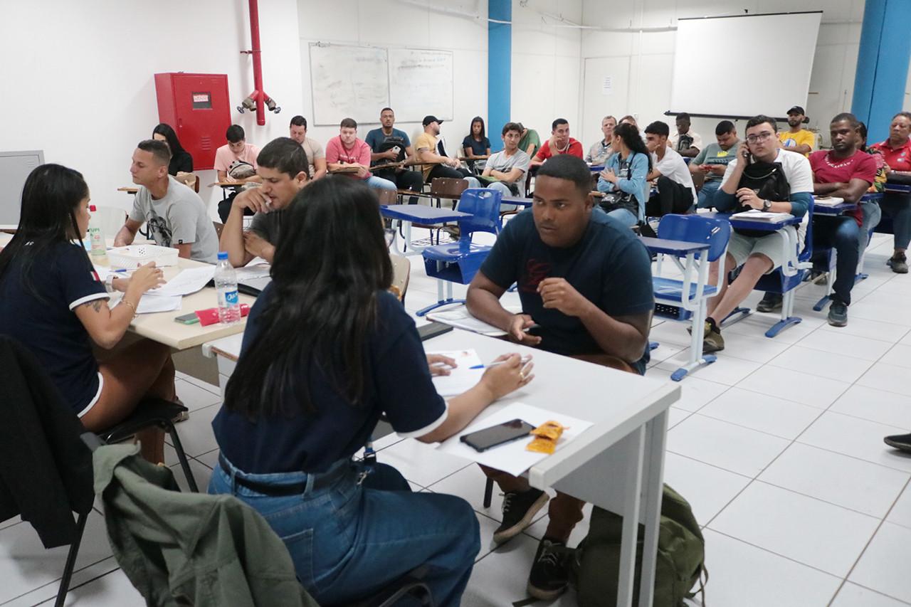 Qualificação e Emprego firma novas parcerias; mais de 500 vagas de emprego