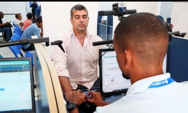 Detran.RJ passa a emitir modelo novo da Carteira de Identidade Nacional para pessoas de todas as idades