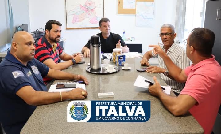 Secretário de segurança pública e defesa civil e o diretor de ordem pública de Italva estiveram no IMTT em Campos dos Goytacazes