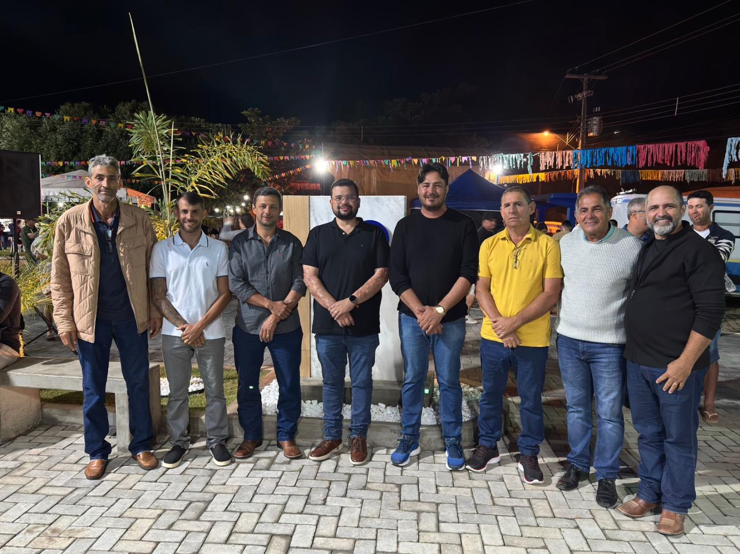 Prefeito de Italva Léo Pelanca inaugura nova Praça e Guarita da GCM em São Pedro Paraíso