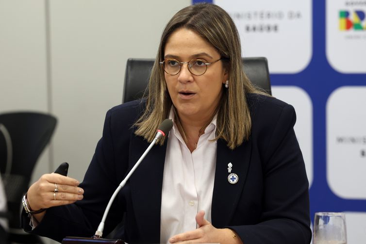 Mulheres do CadÚnico terão acesso mais rápido a absorventes pelo SUS