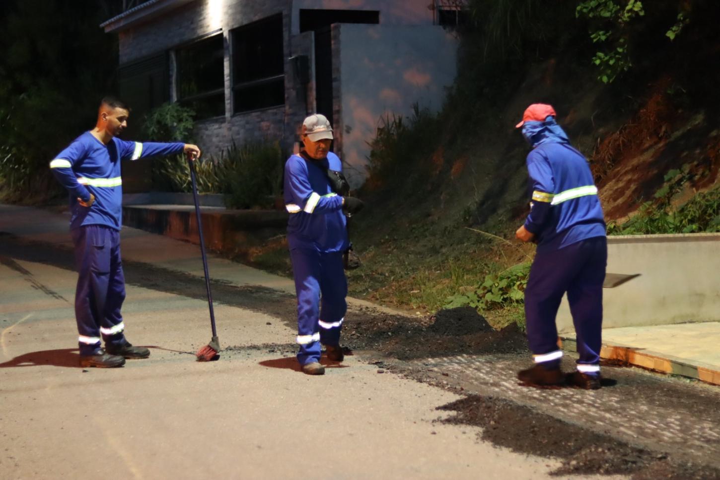 Cardoso Moreira recebe mais de 3 km de asfalto em parceria com Governo do Estado