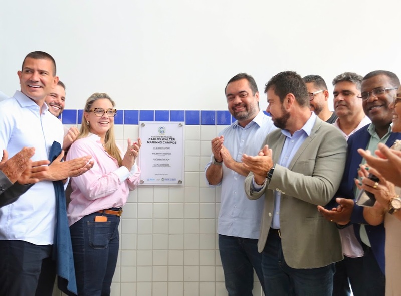 Cláudio Castro entrega 20 novas viaturas e inaugura escola com capacidade para 800 alunos em Macaé