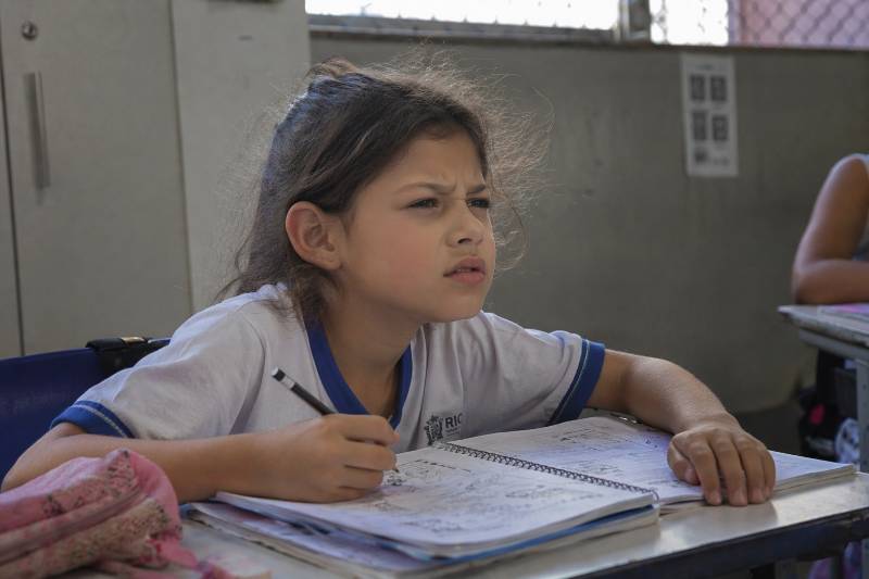 “Deficiências invisíveis” afetam aprendizagem: 1 em cada 10 alunos pode ter problema de visão ou audição não diagnosticado