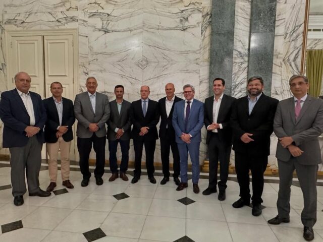 Prefeitos e lideranças políticas do Noroeste Fluminense participaram de audiência pública sobre royalties na ALERJ