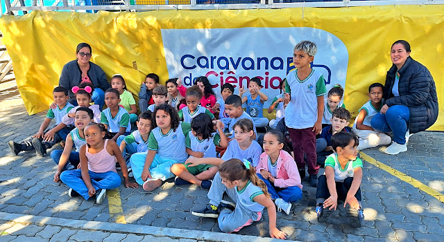 Caravana da Ciência chega em Cardoso Moreira trazendo experiência e diversão para garotada