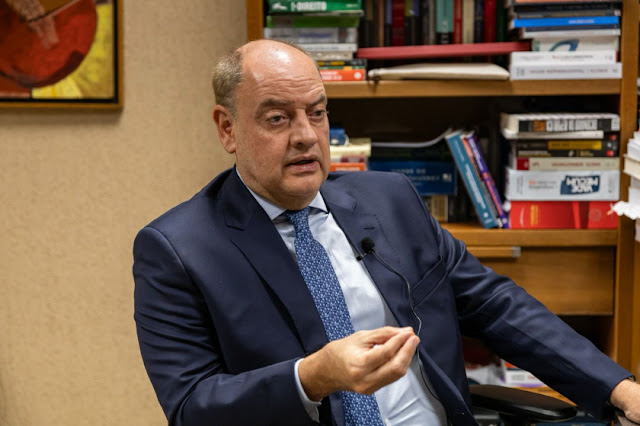 Pesquisa aponta que Ricardo Couto tem 52% de aprovação no governo do RJ