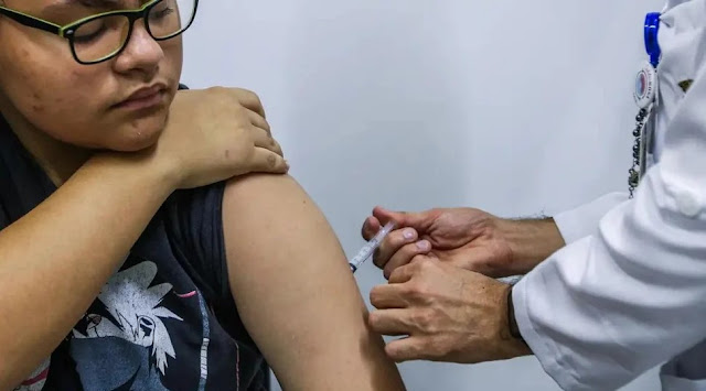 Governo prorroga vacinação HPV para adolescentes de 15 a 19 anos contra o HPV 